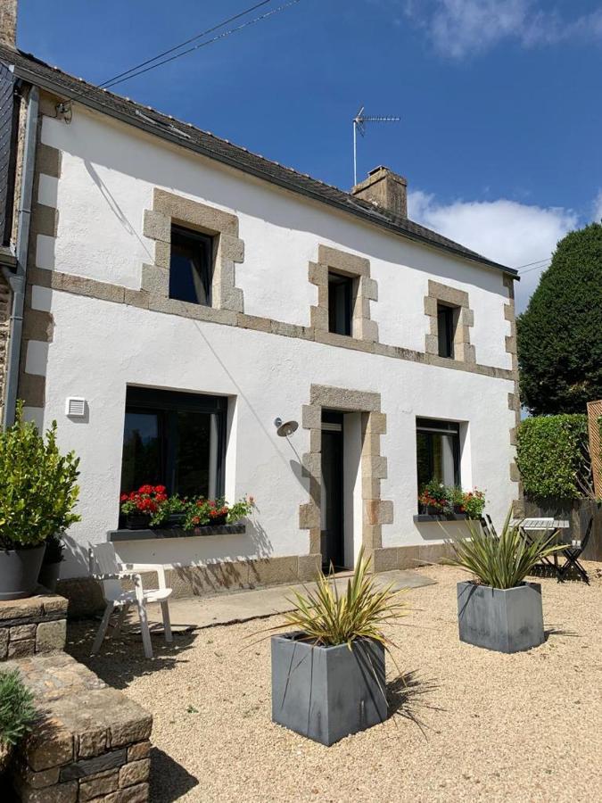 Longere De Kerveguen Argoat Villa Leuhan Dış mekan fotoğraf